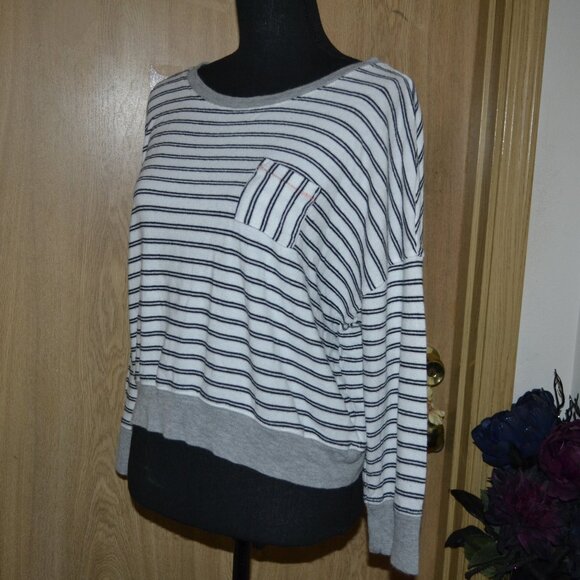 Splendid Striped Relaxed Comfy Pullover Cotton Blend Top - Picture 5 of 8